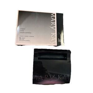 Mary Kay Magnetic Black Compact #017362 With Mirror (Unfilled) New in Box
